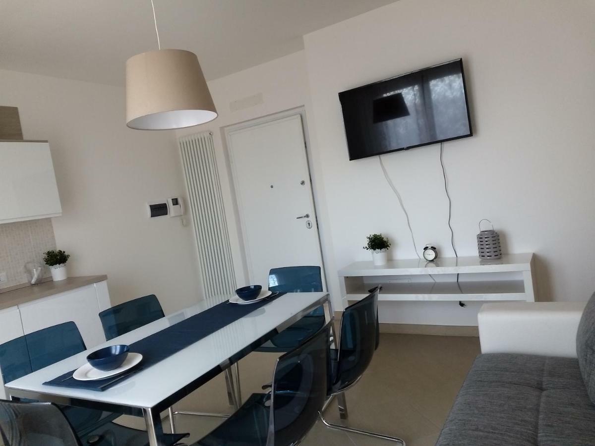 Penthouse On The Adriatic Sea Apartment Martinsicuro Bagian luar foto